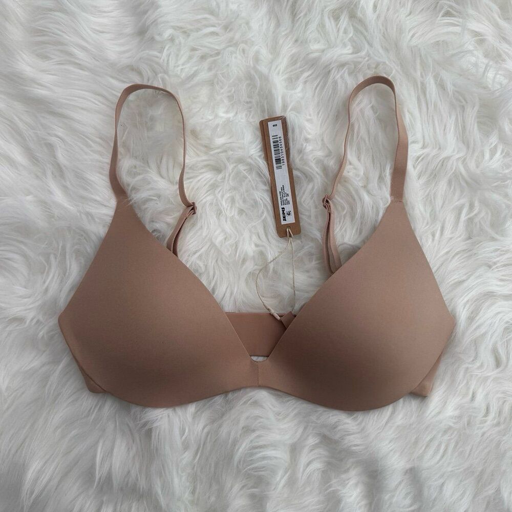 Skims Wireless Super Pushup Bra Clay Size 30B